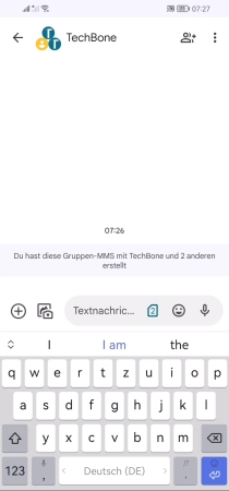 Gruppennachricht senden - Gib eine  Textnachricht  ein und hänge  Dateien  an  (optional) 